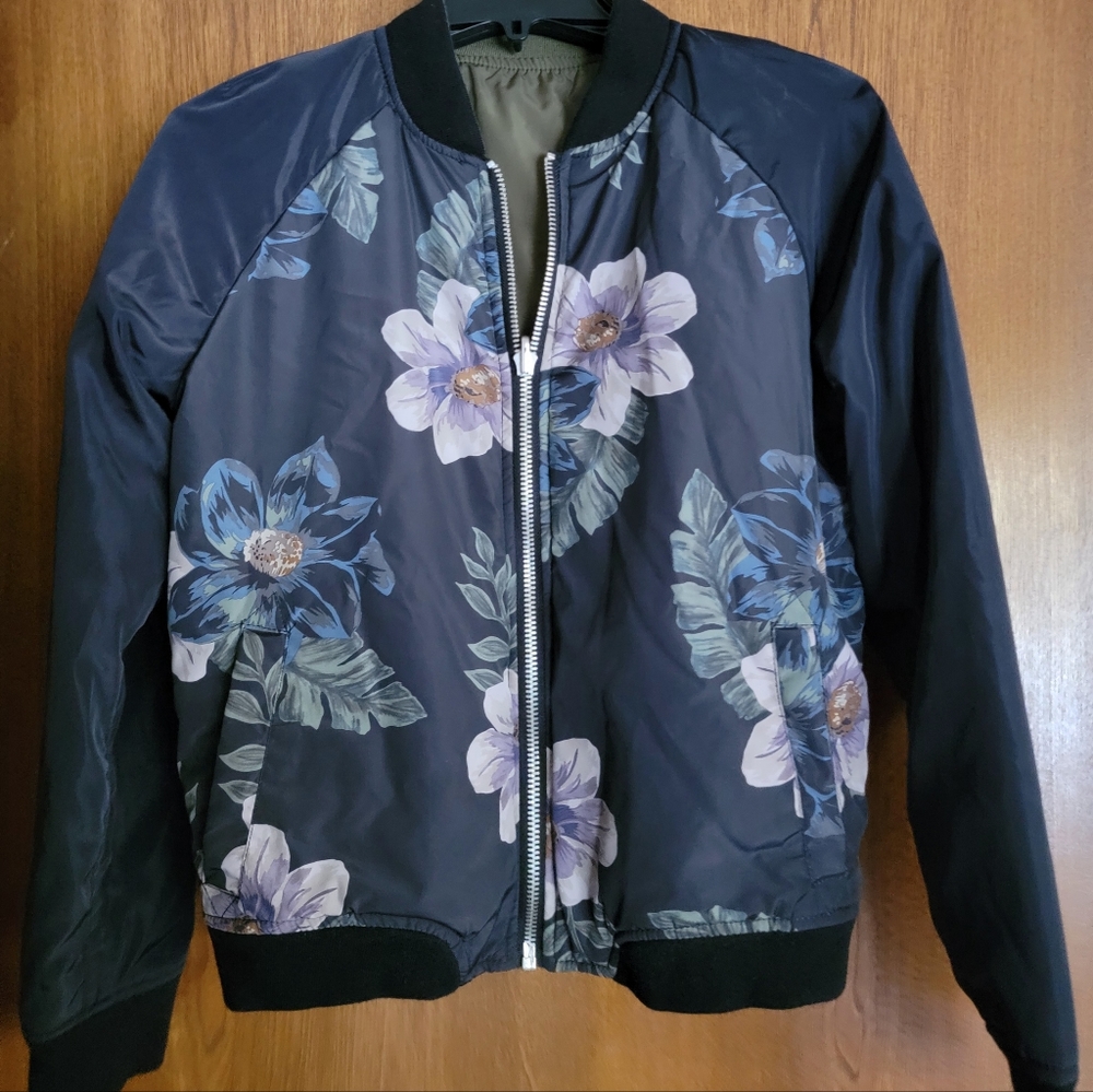 Charlotte Russe reversible jacket Small